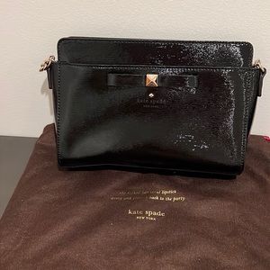 NEW with dust bag Kate Spade Black Patent Crossbody Bow Handbag